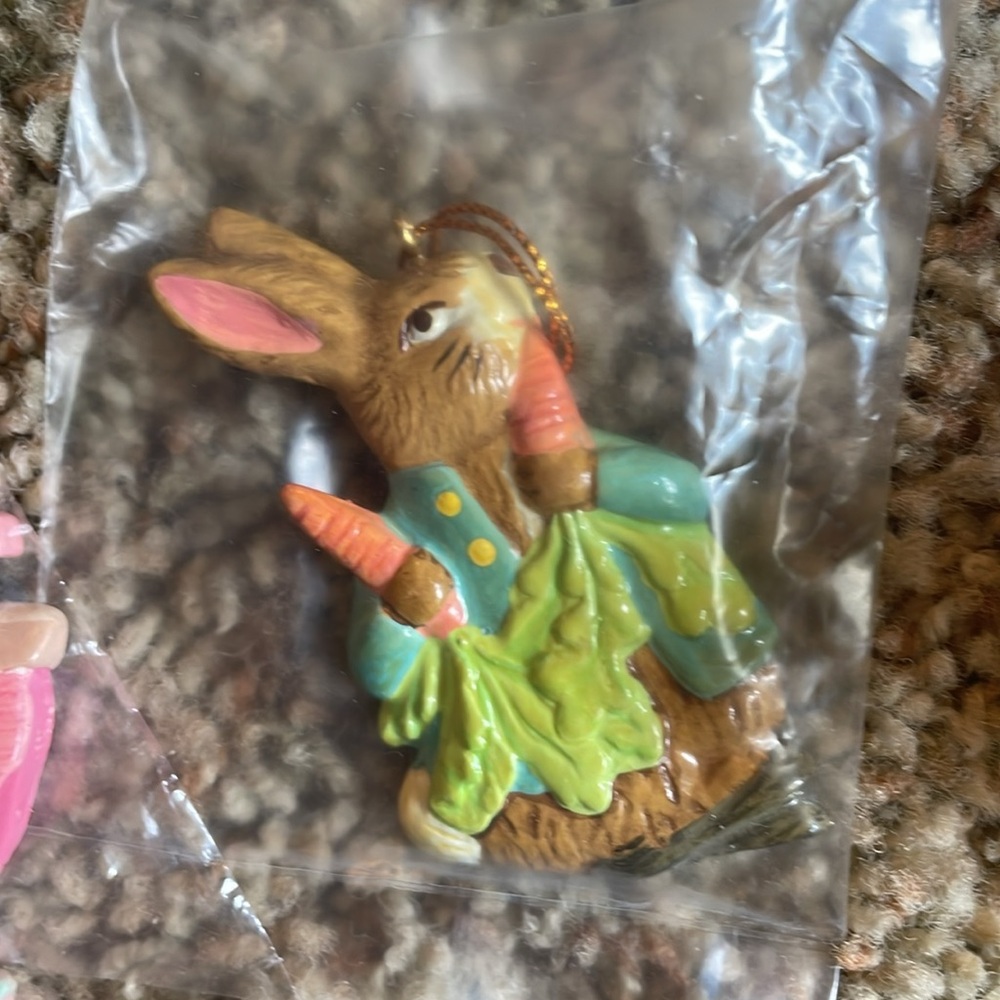 Easter items - Picture 2 of 6